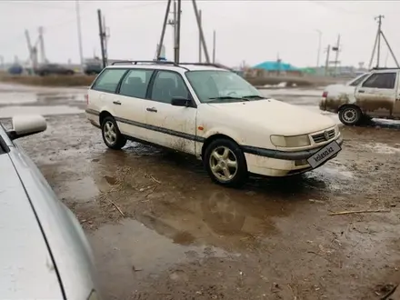 Volkswagen Passat 1994 года за 1 900 000 тг. в Уральск