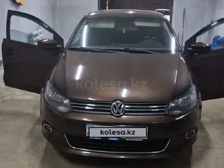 Volkswagen Polo 2014 года за 5 000 000 тг. в Караганда – фото 2