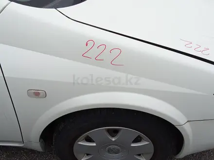 Крыло Nissan Primera P12 за 35 000 тг. в Усть-Каменогорск