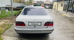 Mercedes-Benz E 280 1996 года за 2 750 000 тг. в Тараз – фото 4