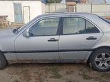 Mercedes-Benz C 180 1993 года за 500 000 тг. в Павлодар