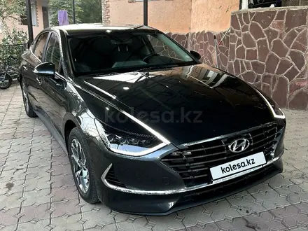 Hyundai Sonata 2022 года за 10 600 000 тг. в Шымкент