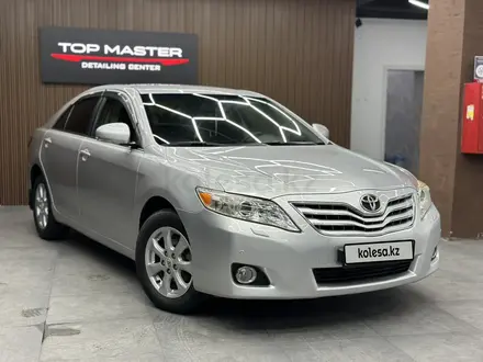 Toyota Camry 2011 года за 7 400 000 тг. в Алматы