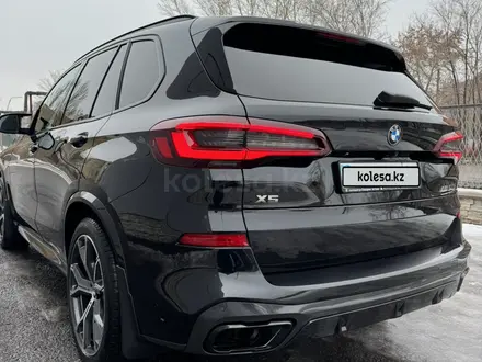 BMW X5 2022 года за 53 000 000 тг. в Алматы – фото 17