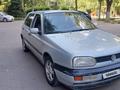 Volkswagen Golf 1994 годаfor850 000 тг. в Алматы – фото 4