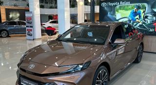 Toyota Camry Luxe eCVT 2026 года за 24 190 000 тг. в Алматы