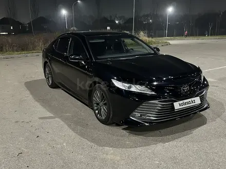 Toyota Camry 2019 года за 14 500 000 тг. в Алматы – фото 3