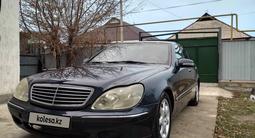 Mercedes-Benz S 500 2000 года за 3 000 000 тг. в Алматы – фото 2