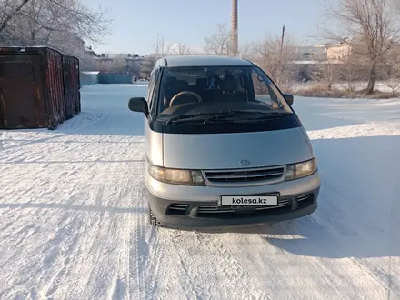 Toyota Estima Lucida 1996 года за 3 000 000 тг. в Семей