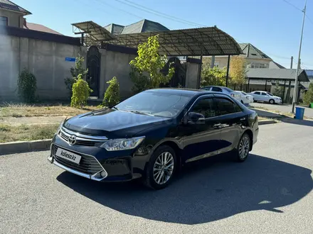 Toyota Camry 2015 года за 10 700 000 тг. в Шымкент