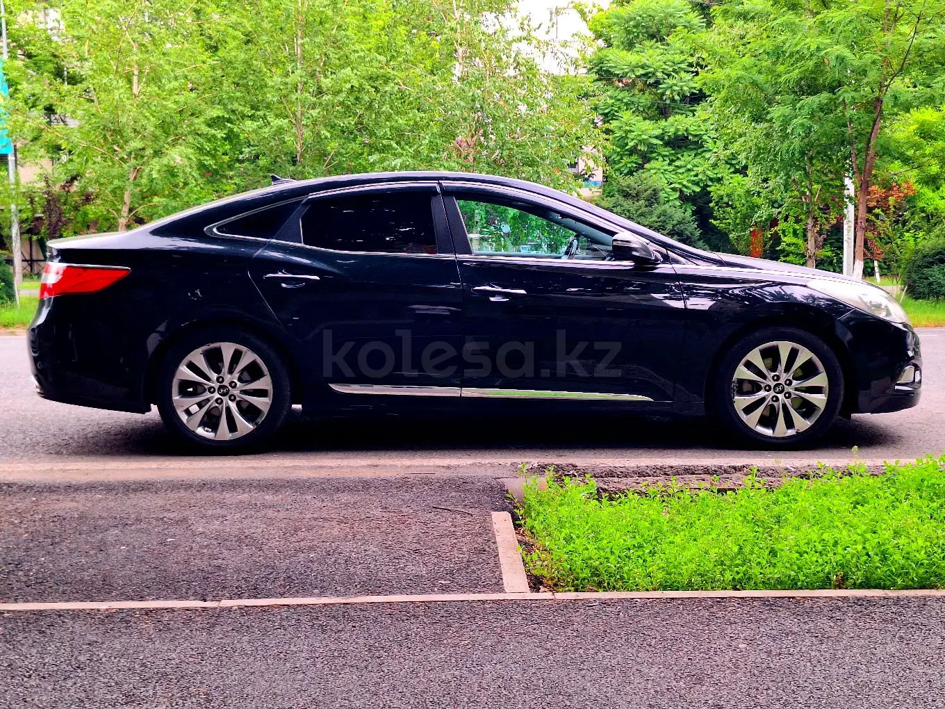 Hyundai Grandeur, 2012