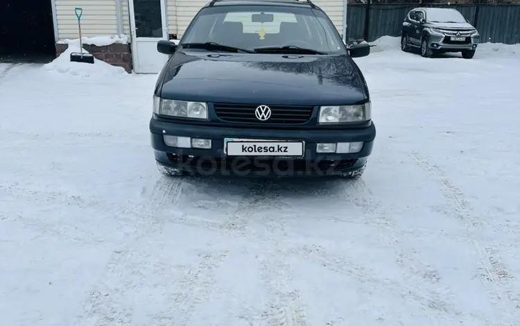 Volkswagen Passat 1996 годаүшін2 700 000 тг. в Караганда