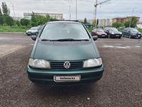 Volkswagen Sharan 1996 годаүшін2 600 000 тг. в Кокшетау