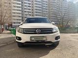 Volkswagen Tiguan 2012 года за 8 900 000 тг. в Астана
