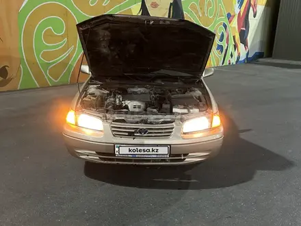 Toyota Camry 1997 года за 3 100 000 тг. в Шымкент – фото 22