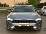 Kia K5 2022 года за 12 500 000 тг. в Актобе