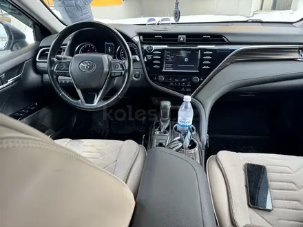 Toyota Camry 2019 года за 14 300 000 тг. в Усть-Каменогорск – фото 4