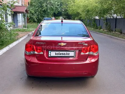 Chevrolet Cruze 2012 года за 3 500 000 тг. в Астана – фото 5