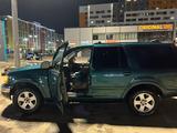 Ford Expedition 1998 года за 3 000 000 тг. в Астана – фото 2