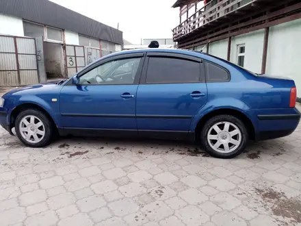 Volkswagen Passat 1999 года за 2 400 000 тг. в Мерке – фото 4