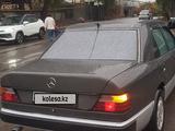 Mercedes-Benz E 230 1991 года за 1 100 000 тг. в Алматы – фото 2