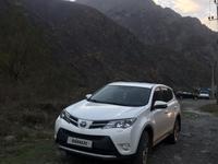 Toyota RAV4 2015 годаүшін11 500 000 тг. в Актобе