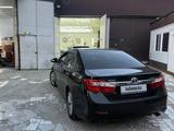 Toyota Camry 2011 года за 9 800 000 тг. в Павлодар – фото 2