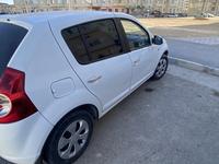 Renault Sandero 2013 годаүшін3 400 000 тг. в Актау