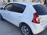 Renault Sandero 2013 года за 3 400 000 тг. в Актау – фото 2