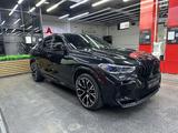 BMW X6 M 2020 года за 55 000 000 тг. в Астана – фото 2