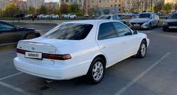 Toyota Camry 1998 годаүшін2 930 000 тг. в Астана – фото 5