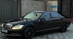 Mercedes-Benz S 500 2011 годаfor12 500 000 тг. в Алматы – фото 3