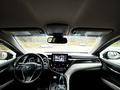 Toyota Camry 2020 года за 13 299 000 тг. в Шымкент – фото 5
