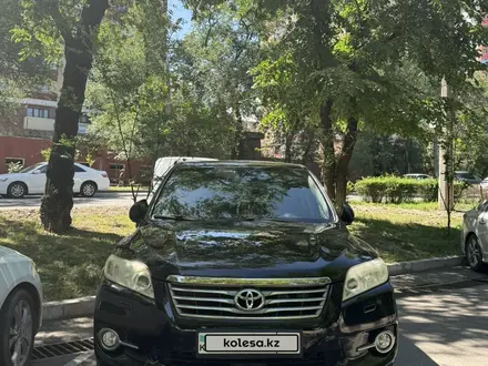 Toyota RAV4 2010 года за 6 900 000 тг. в Алматы – фото 2