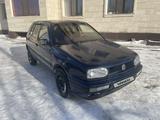 Volkswagen Golf 1993 года за 1 300 000 тг. в Караганда