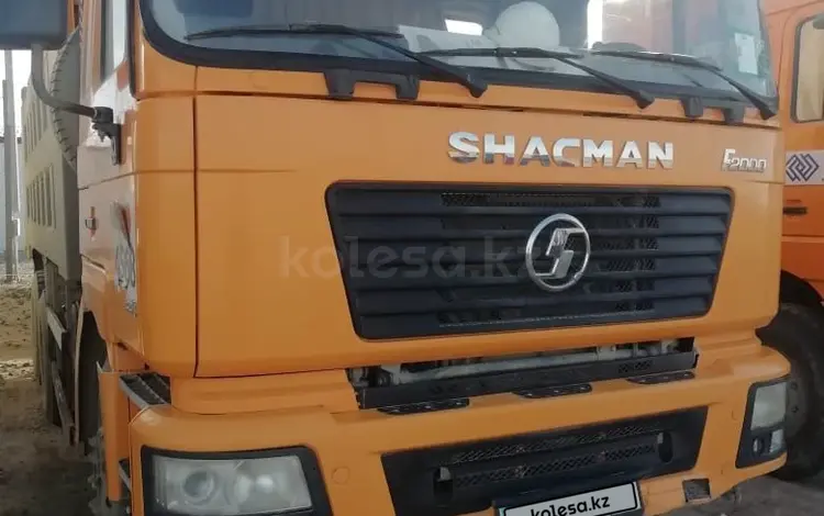 Shacman  F2000 2017 годаfor15 000 000 тг. в Атырау