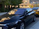 Chevrolet Malibu 2021 года за 10 800 000 тг. в Алматы – фото 2