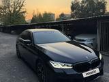 BMW 530 2021 года за 21 200 000 тг. в Алматы – фото 3