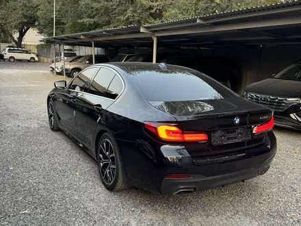 BMW 530 2021 года за 21 200 000 тг. в Алматы – фото 6