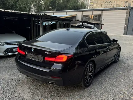 BMW 530 2021 года за 21 200 000 тг. в Алматы – фото 8