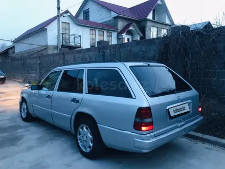 Mercedes-Benz E 230 1992 года за 2 350 000 тг. в Шымкент – фото 3