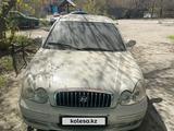 Hyundai Sonata 2002 года за 1 400 000 тг. в Семей – фото 4