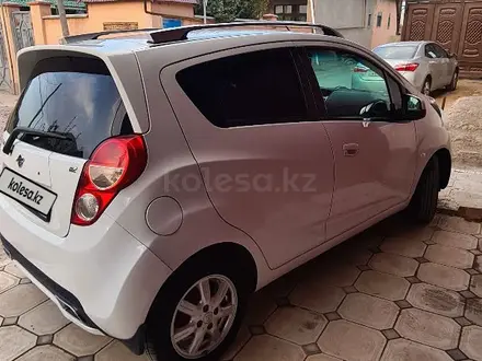 Chevrolet Spark 2016 года за 4 100 000 тг. в Шымкент – фото 3