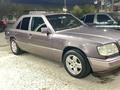 Mercedes-Benz E 220 1994 года за 1 900 000 тг. в Шымкент – фото 3