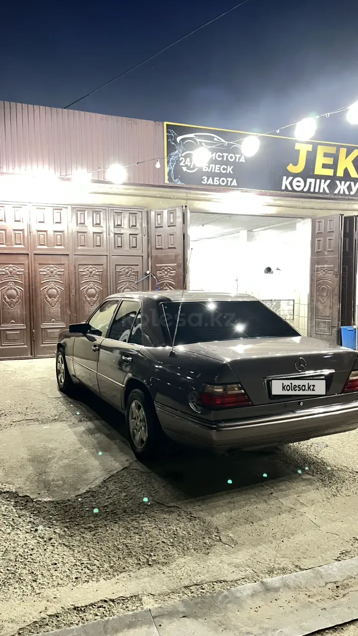 Mercedes-Benz E-Class, 1994