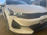 Kia K5 2021 года за 10 000 000 тг. в Актобе