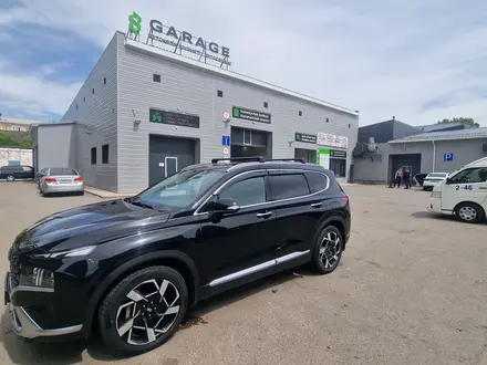 Hyundai Santa Fe 2023 года за 16 900 000 тг. в Астана – фото 2