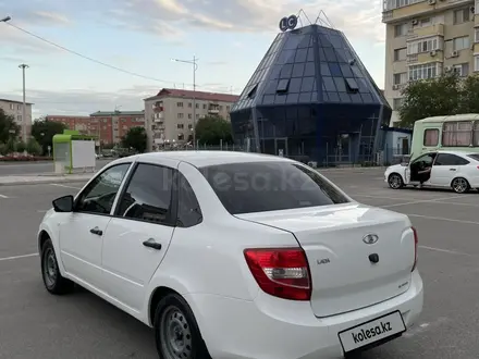 ВАЗ (Lada) Granta 2190 2018 года за 3 450 000 тг. в Атырау – фото 2