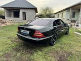 Mercedes-Benz S 430 2001 года за 2 300 000 тг. в Алматы – фото 3
