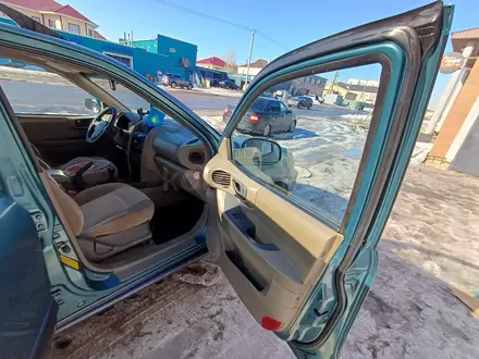 Hyundai Santa Fe 2004 года за 3 000 000 тг. в Астана – фото 9
